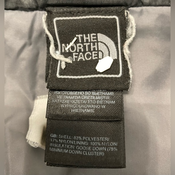 The North Face Dark Gray Puffer Aconcagua Jacket - Picture 6 of 7